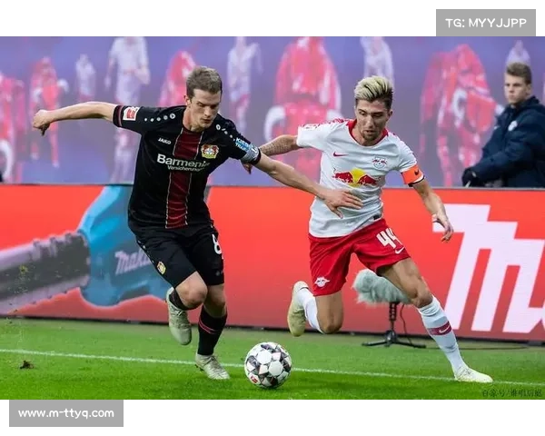 沙尔克04财政危机缓解，球迷集资援助传统劲旅